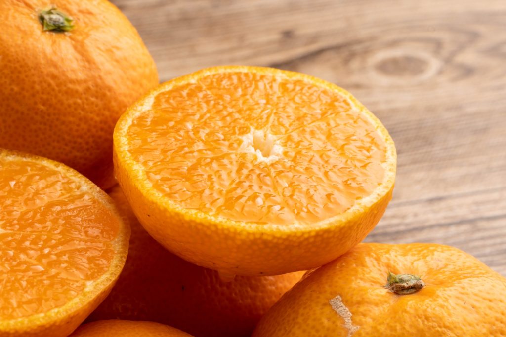 くだもののオレンジ